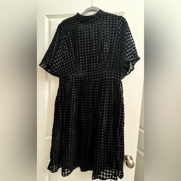 Roolee Salt Theodosia Velvet Dotted Dress, size Large - Picture 5 of 5